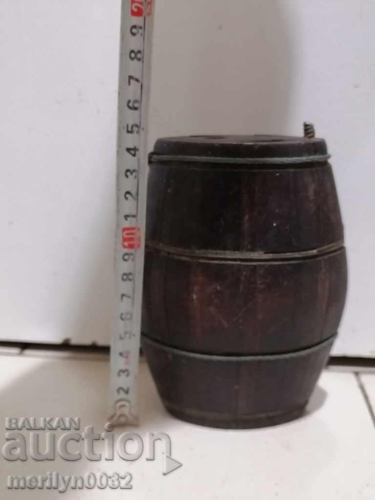 Old wood pawler wooden bucket brown bucket - 6