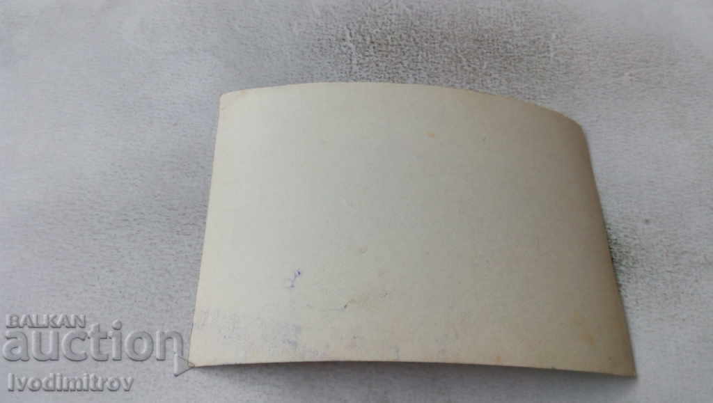 Photo Two men and a woman with a shotgun with price 2.35 BGN | € 1.20 Photo Two men and a woman with a shotgun with price 2.35 BGN | € 1.20