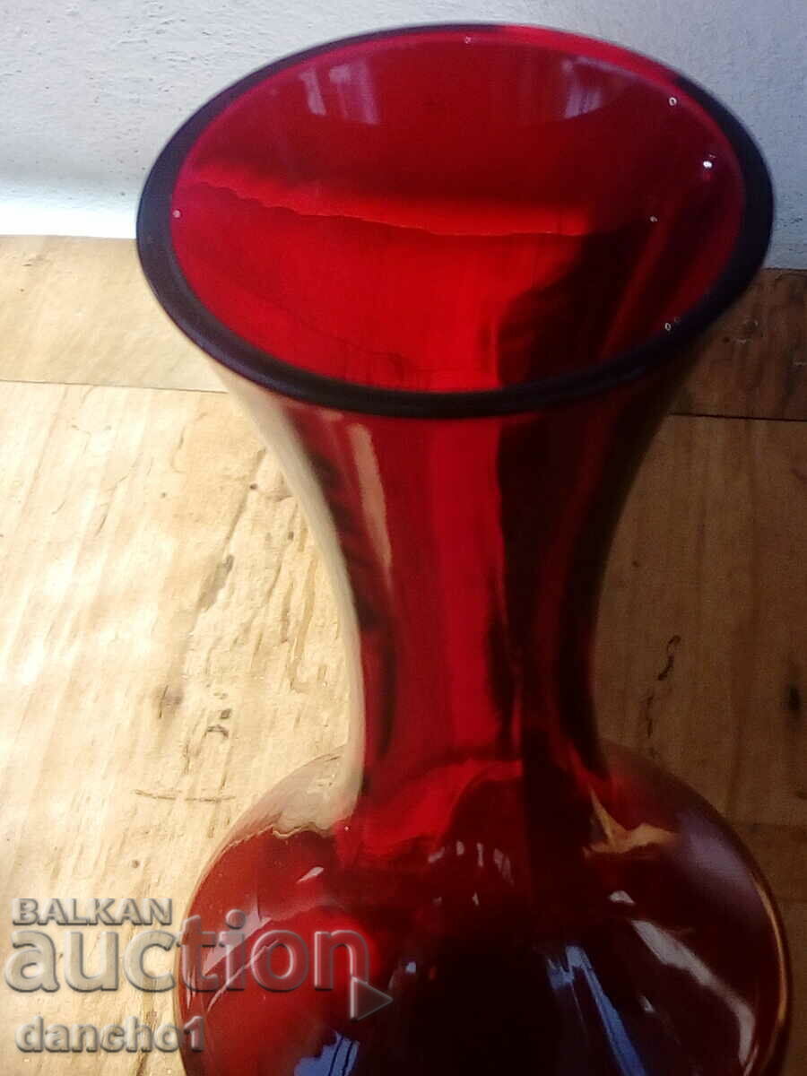 Delivery of A vase Delivery of A vase