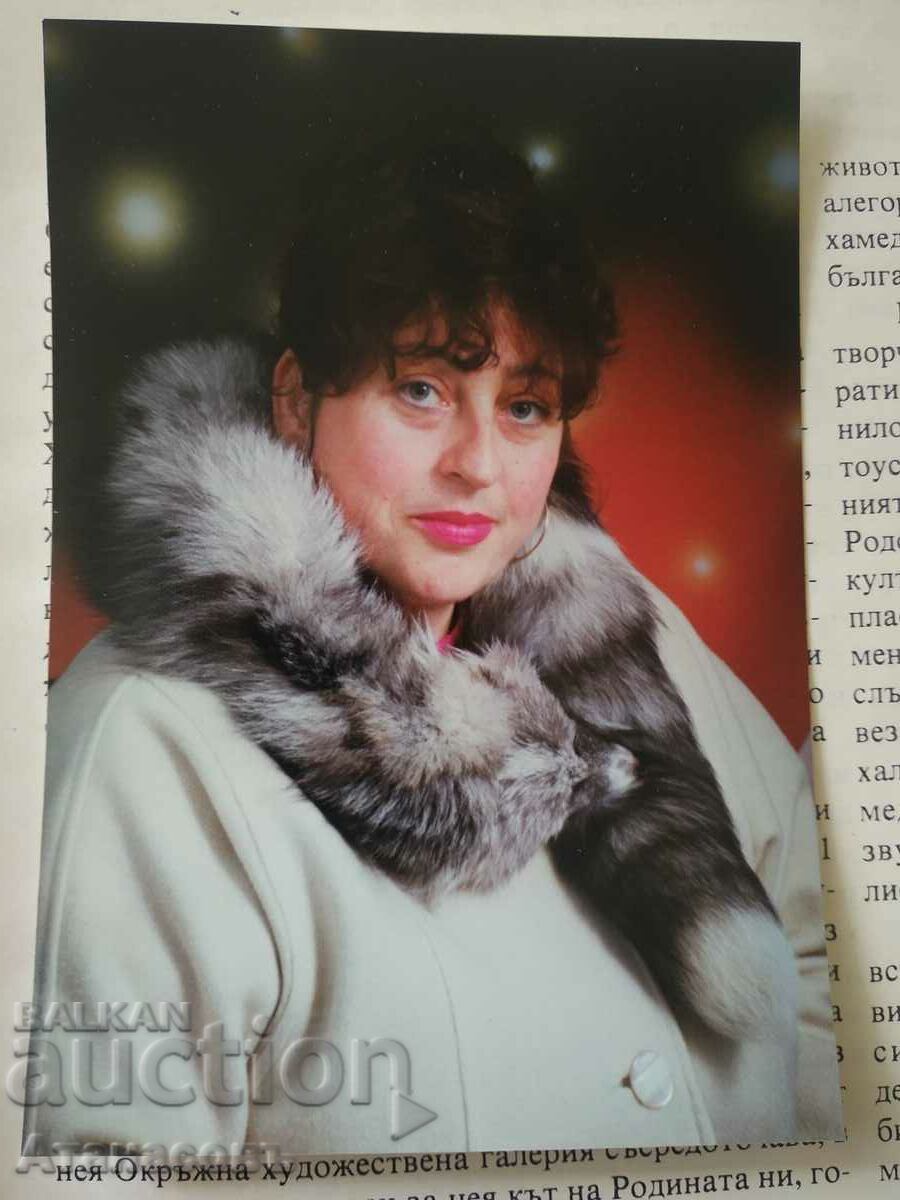 Delivery of Stanka Dimitrova Painting Exhibition Delivery of Stanka Dimitrova Painting Exhibition