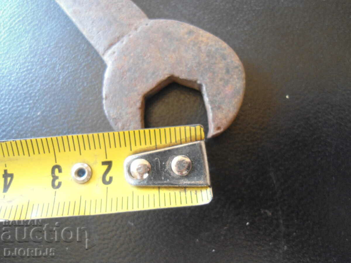 Old key with price 2.00 BGN | € 1.02 Old key with price 2.00 BGN | € 1.02