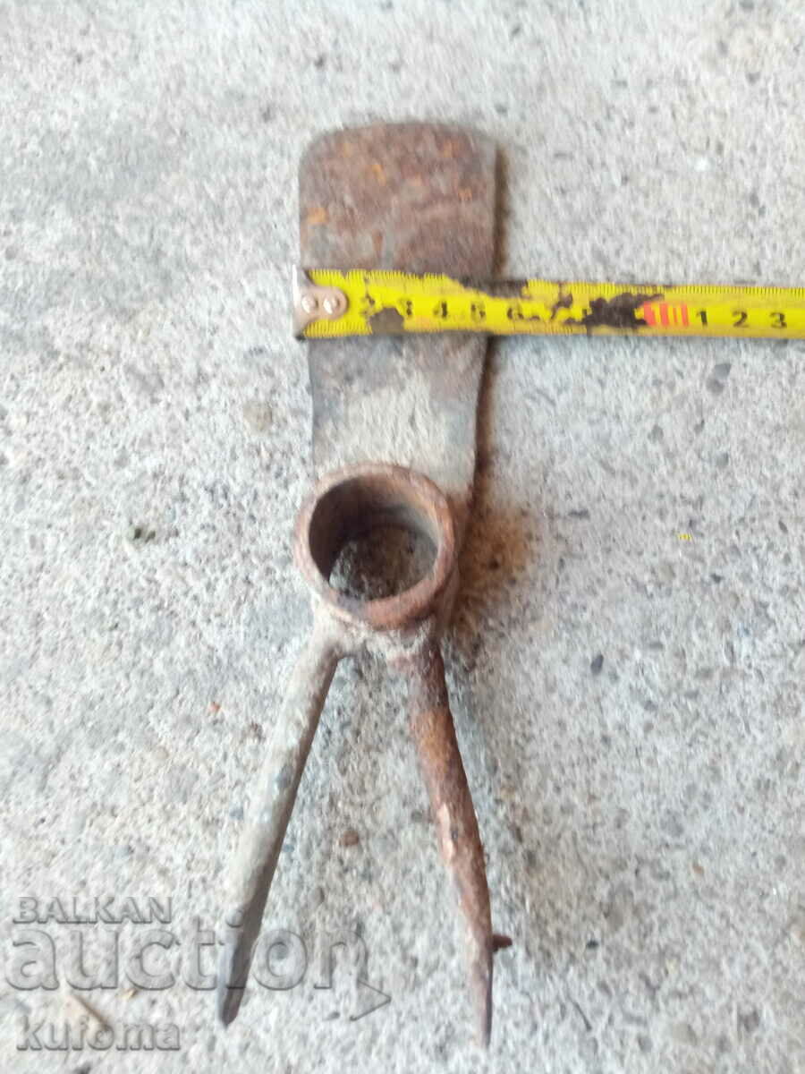 Стара мотика с цена € 4.99 | 9.76 лв.