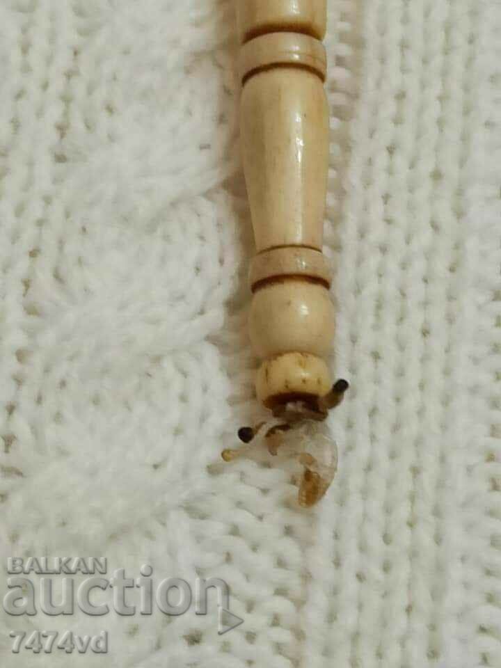 Delivery of Rosary camel bone -21 grains without priest,