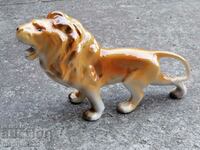 Porcelain figure lion figurine porcelain