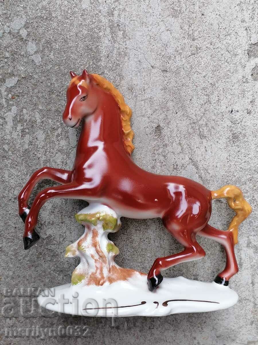 Delivery of Porcelain figure con porcelain figurine