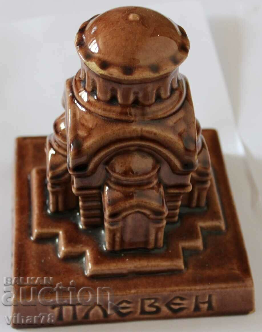 SAINT GEORGE'S MAUSOLEUM - 5 SAINT GEORGE'S MAUSOLEUM - 5