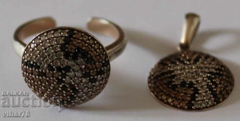 Silver ring with medallion with price 64.99 BGN | € 33.23 Silver ring with medallion with price 64.99 BGN | € 33.23