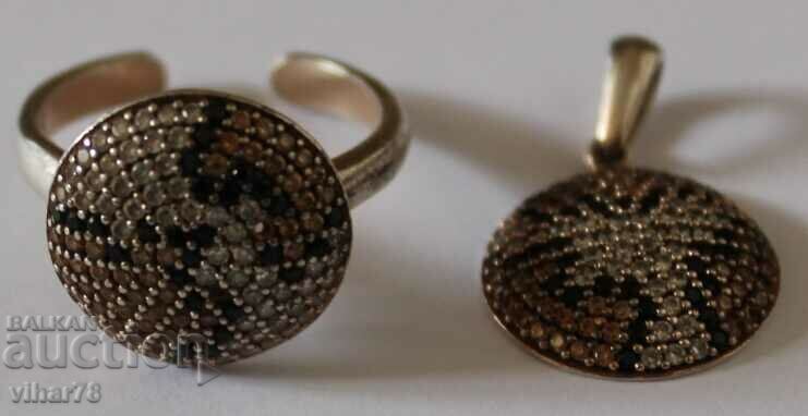 Silver ring with medallion - 7 Silver ring with medallion - 7