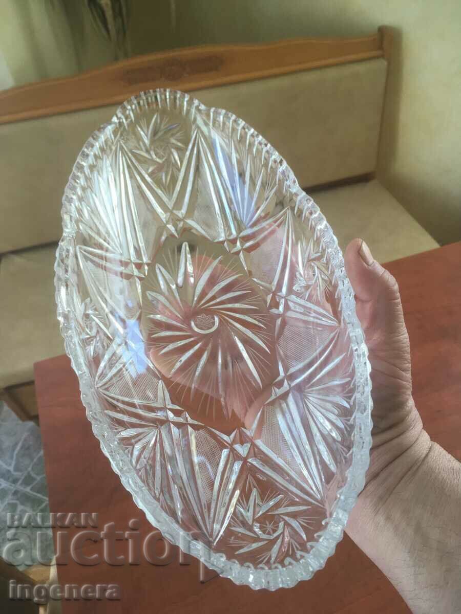 CUPA MASIVA CRYPAL ELLIPSE DIN ANII 80 cu preț 118.00 BGN | € 60.33 CUPA MASIVA CRYPAL ELLIPSE DIN ANII 80 cu preț 118.00 BGN | € 60.33