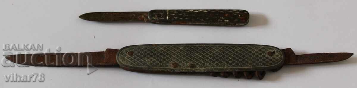 Auction LOT OF 2 LEGS Auction LOT OF 2 LEGS