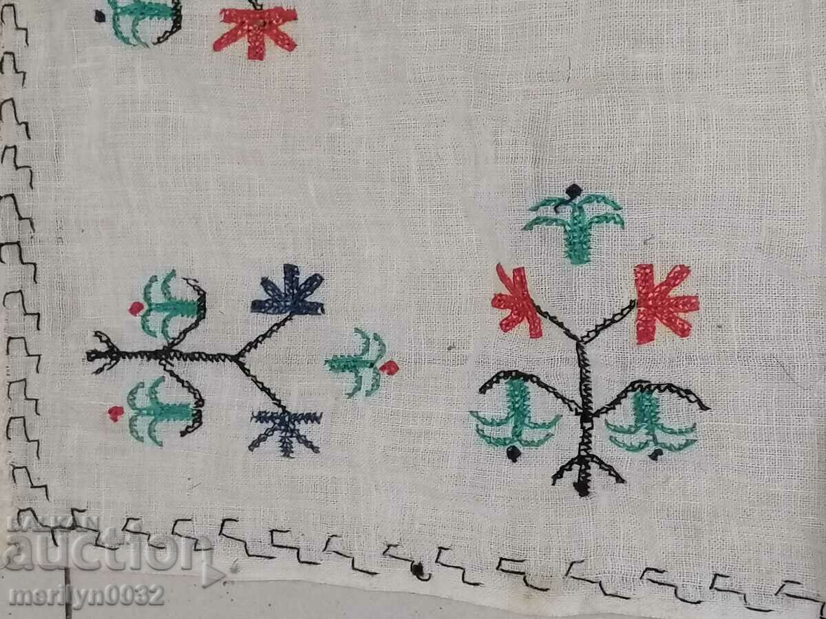 Vechi țesute manual pânză broderie lizieră cu preț 59.00 BGN | € 30.17