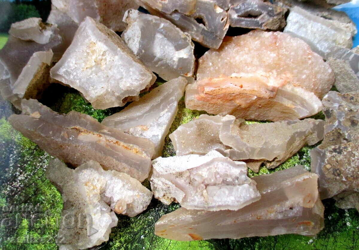 Δημοπρασία Χαλκηδόνιο με χαλαζία, 20 τεμ