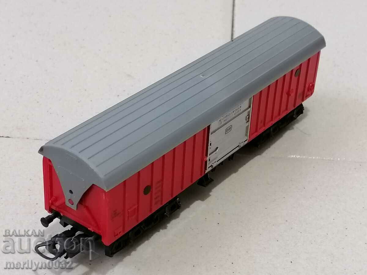 Δημοπρασία Αυτοκίνητο παιχνίδι από το τρένο της Ιταλίας Δημοπρασία Αυτοκίνητο παιχνίδι από το τρένο της Ιταλίας