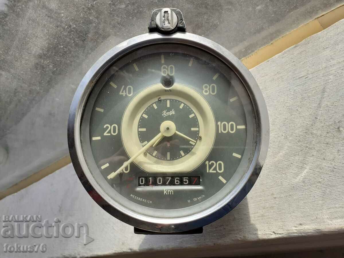 Old Kienzle tachograph from the 60's with price 90.00 BGN | € 46.02 Old Kienzle tachograph from the 60's with price 90.00 BGN | € 46.02