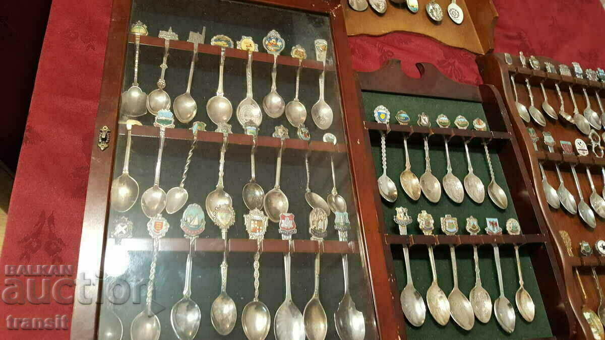 Linguri de colectie 92 buc Din toata lumea, placate cu argint. - 5 Linguri de colectie 92 buc Din toata lumea, placate cu argint. - 5