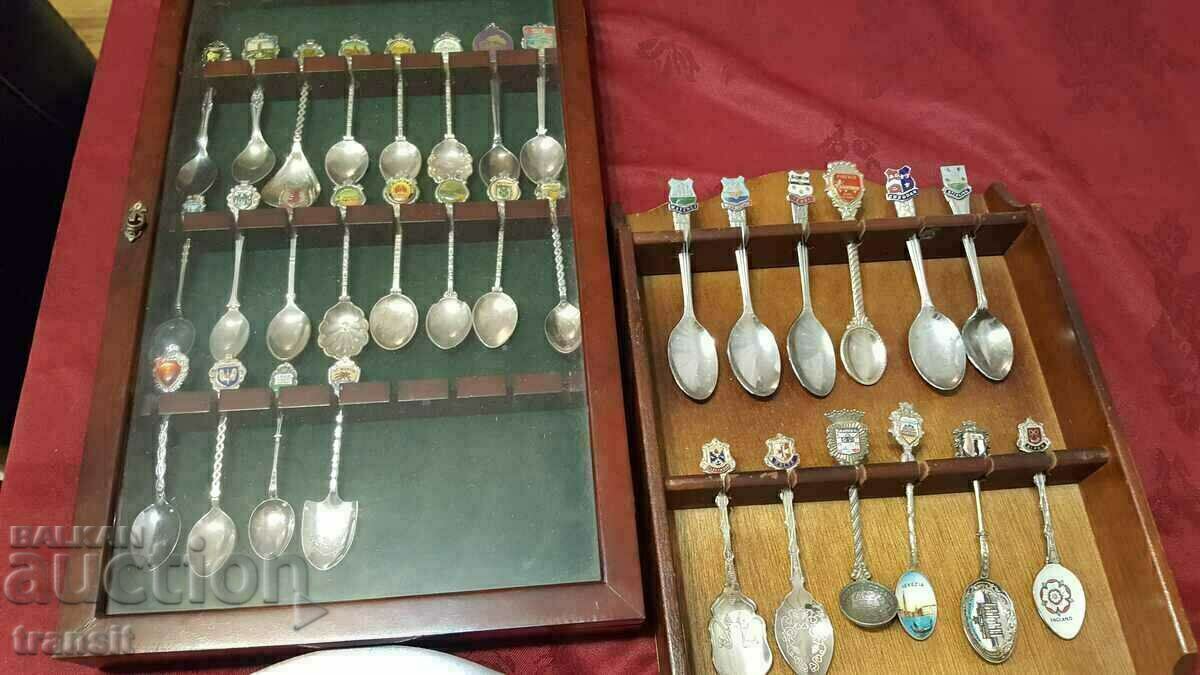 Linguri de colectie 92 buc Din toata lumea, placate cu argint. - 6 Linguri de colectie 92 buc Din toata lumea, placate cu argint. - 6