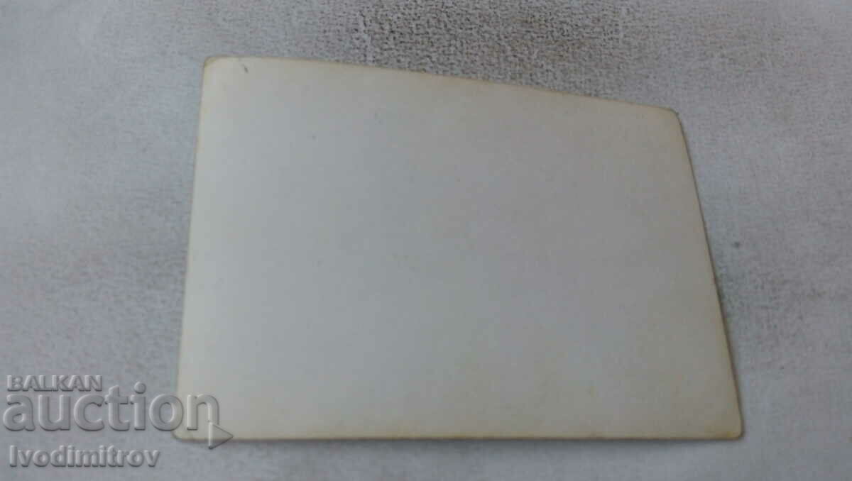 Photo Soldier with AK 47 submachine gun with price 1.65 BGN | € 0.84 Photo Soldier with AK 47 submachine gun with price 1.65 BGN | € 0.84