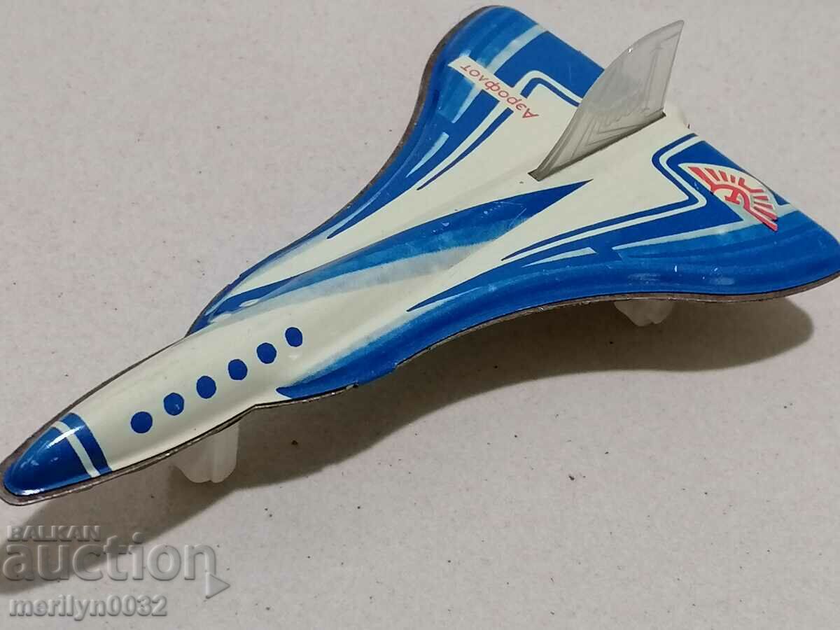 Παλιό παιχνίδι από κασσίτερο αεροπλάνο ΕΣΣΔ με τιμή 44.00 BGN | € 22.50 Παλιό παιχνίδι από κασσίτερο αεροπλάνο ΕΣΣΔ με τιμή 44.00 BGN | € 22.50