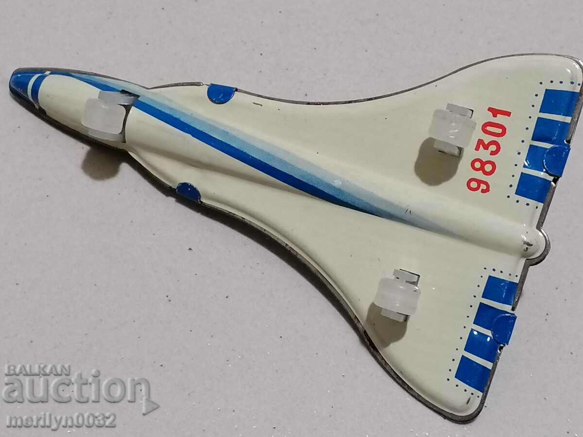 Δημοπρασία Παλιό παιχνίδι από κασσίτερο αεροπλάνο ΕΣΣΔ Δημοπρασία Παλιό παιχνίδι από κασσίτερο αεροπλάνο ΕΣΣΔ