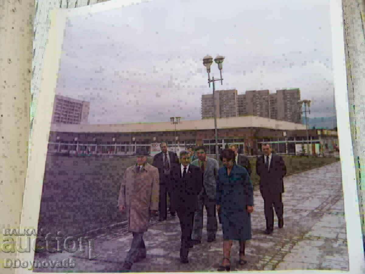 Auction 2 pcs. photos, politicians, Alexander Lilov, delegation Auction 2 pcs. photos, politicians, Alexander Lilov, delegation