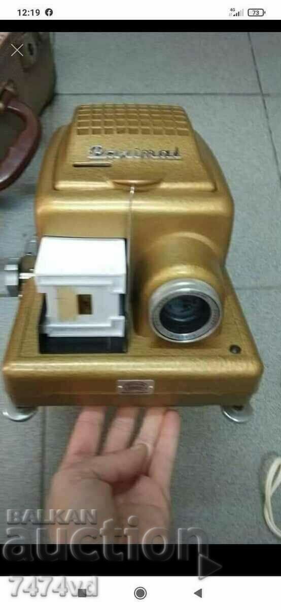 Доставка на Един от първите слайд проектори-Paximat от Карл Браун,Герман Доставка на Един от първите слайд проектори-Paximat от Карл Браун,Герман