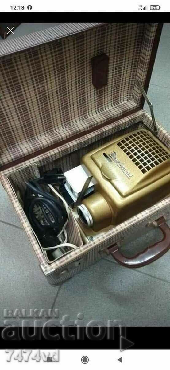 Един от първите слайд проектори-Paximat от Карл Браун,Герман Един от първите слайд проектори-Paximat от Карл Браун,Герман