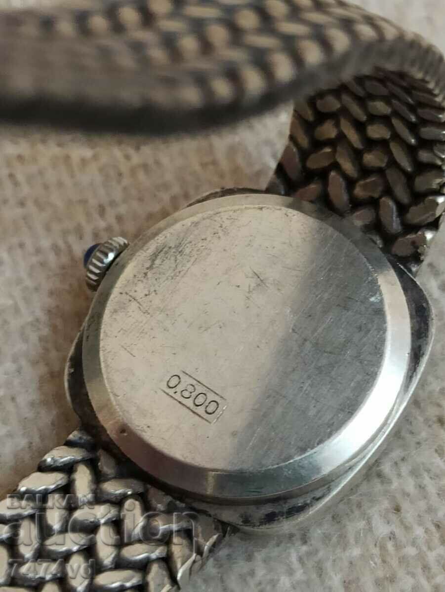 Delivery of BAUME & MERCIER-Silver women's watch, silver chain