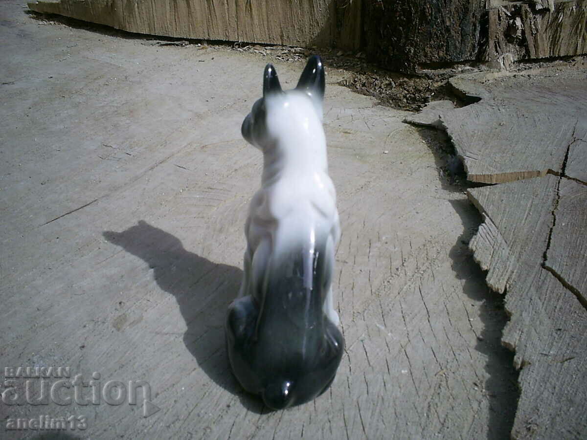 Auction STAR PORCELAIN DOG Auction STAR PORCELAIN DOG