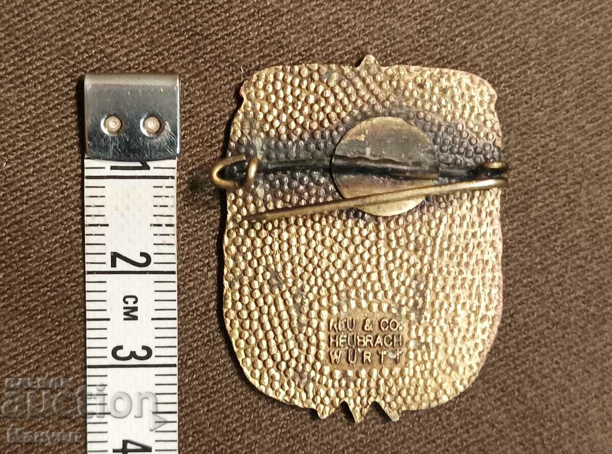 Δημοπρασία Πουλάω ένα παλιό γερμανικό σήμα βραβείου. Δημοπρασία Πουλάω ένα παλιό γερμανικό σήμα βραβείου.