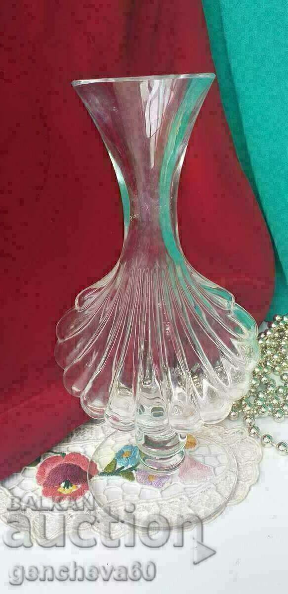 Delivery of Old rare crystal shell vase