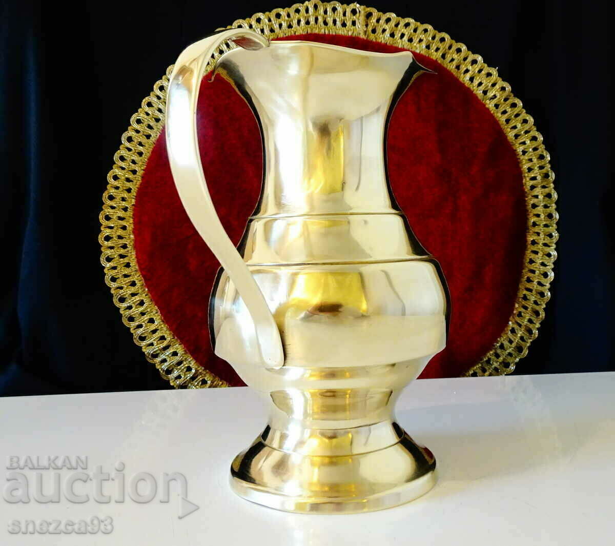 Auction Antique bronze wine jug 900 ml Auction Antique bronze wine jug 900 ml