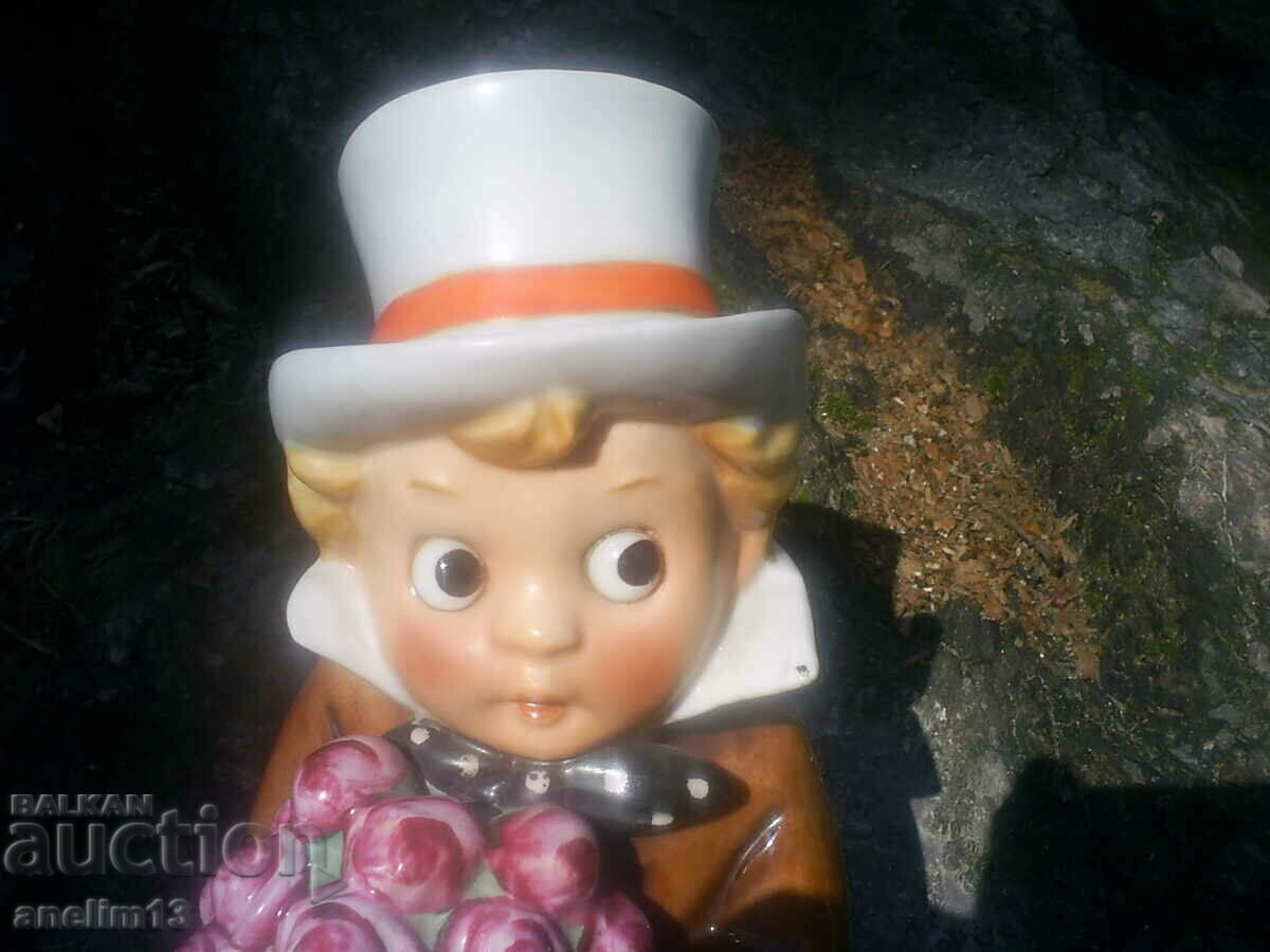 OLD PORCELAIN NIGHT LAMP GOEBEL with price 125.00 BGN | € 63.91 OLD PORCELAIN NIGHT LAMP GOEBEL with price 125.00 BGN | € 63.91