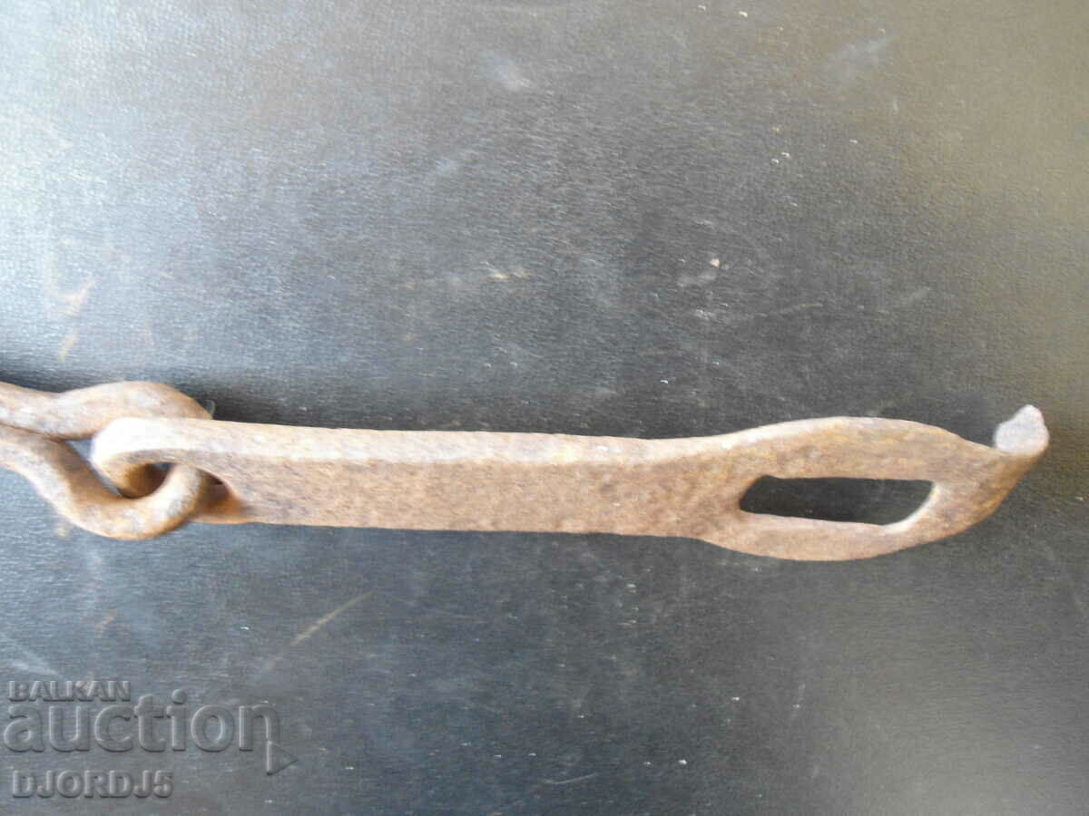 Old wrought latch with price 4.00 BGN | € 2.05 Old wrought latch with price 4.00 BGN | € 2.05