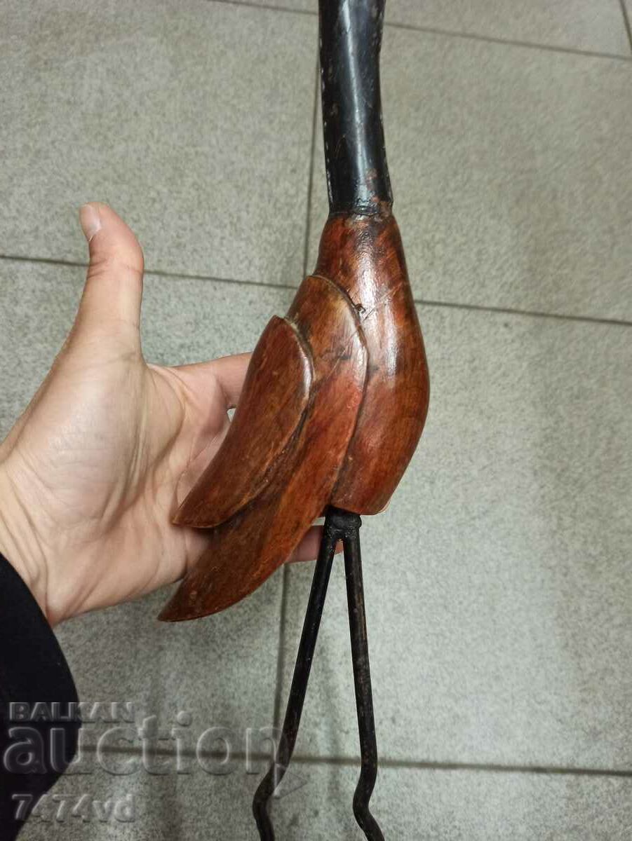 Licitație FIGURĂ PĂSĂRĂ BĂTRĂ - LEMN ȘI METAL Licitație FIGURĂ PĂSĂRĂ BĂTRĂ - LEMN ȘI METAL