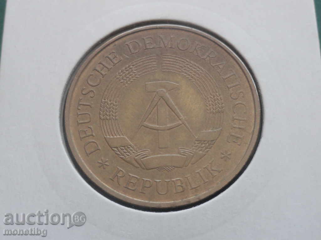 Germany (GDR) 1969 - 5 brands '' 20 years GDR '' - 5 Germany (GDR) 1969 - 5 brands '' 20 years GDR '' - 5