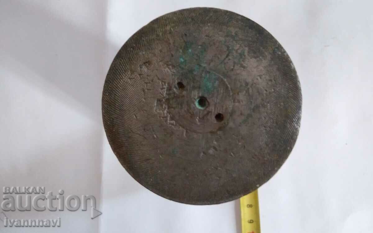 Vaza de creativitate militara din carcasa PSV cu preț 110.00 BGN | € 56.24