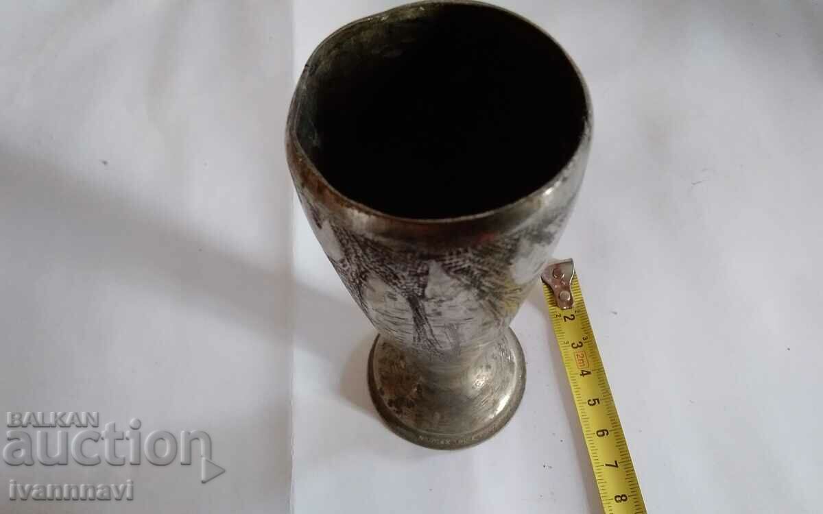 Licitație Vaza de creativitate militara din carcasa PSV