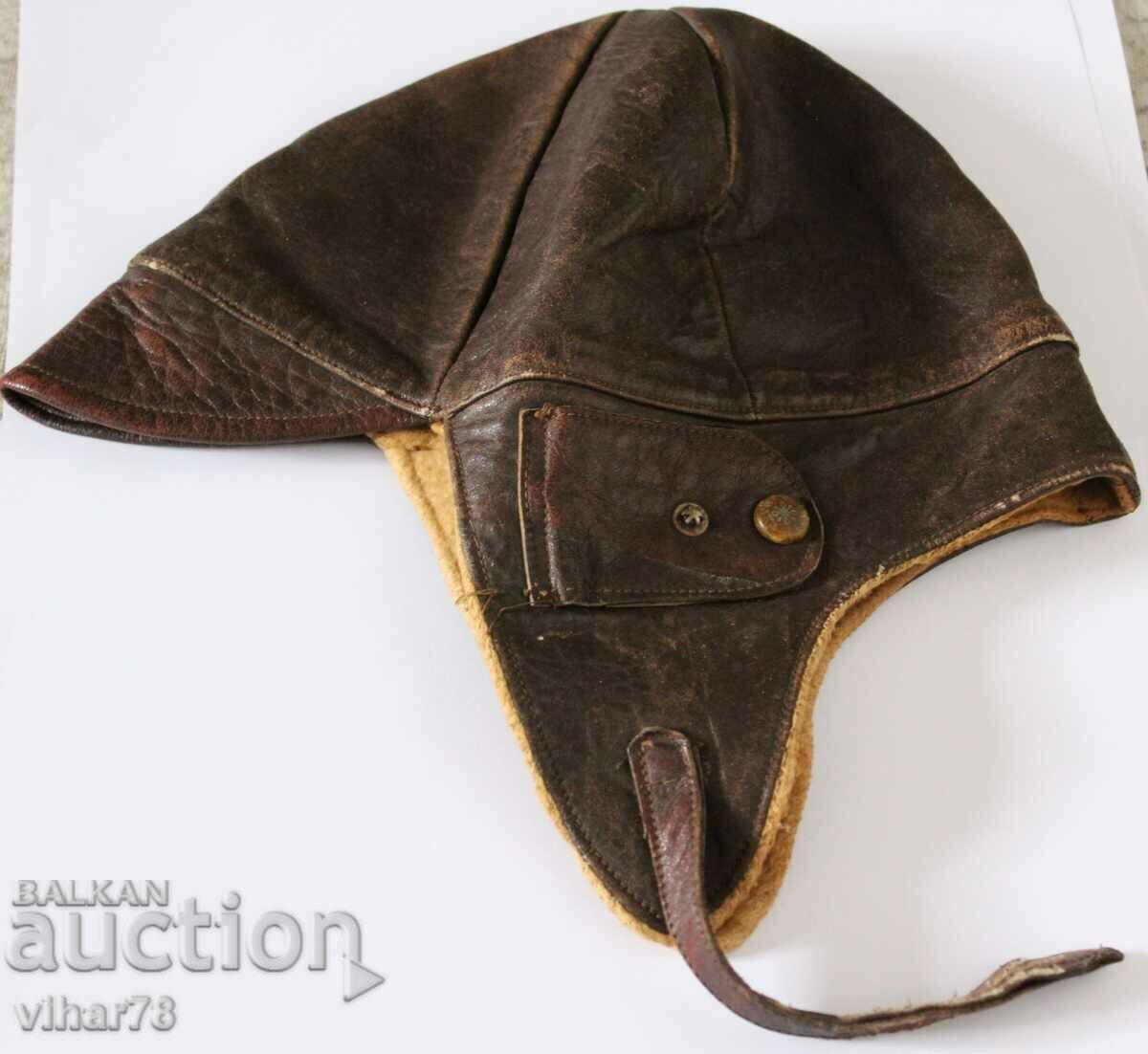 Auction  An old very rare leather pilot's hat