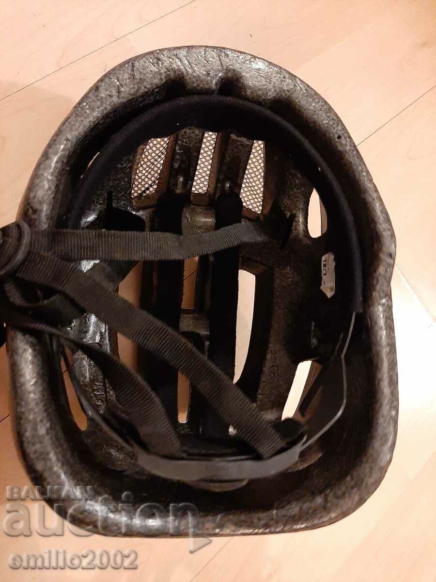 Auction Bicycle helmet helmet Auction Bicycle helmet helmet