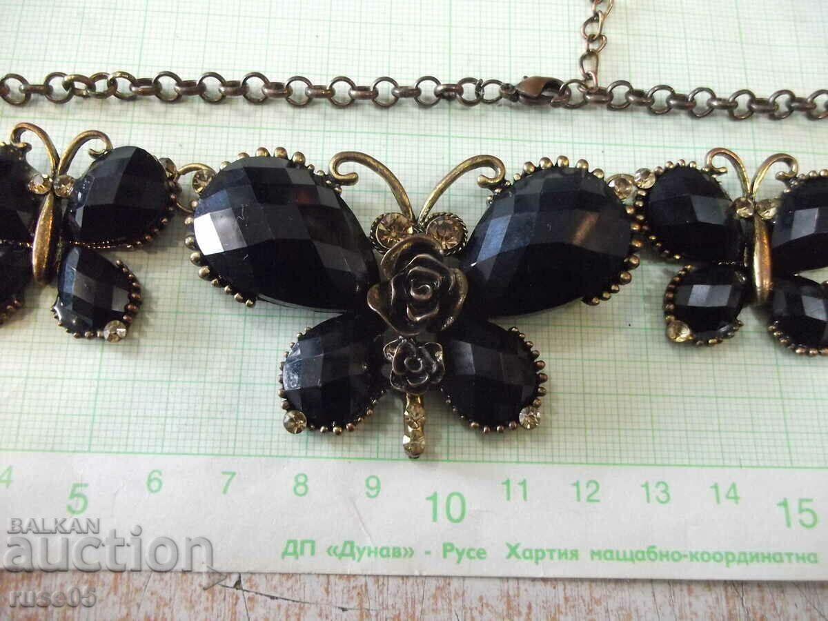 Delivery of Necklace - 15 Delivery of Necklace - 15