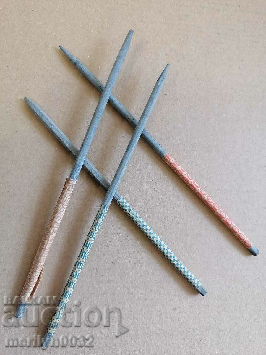 Lot of chalk pens, pencil, pen - 5 Lot of chalk pens, pencil, pen - 5