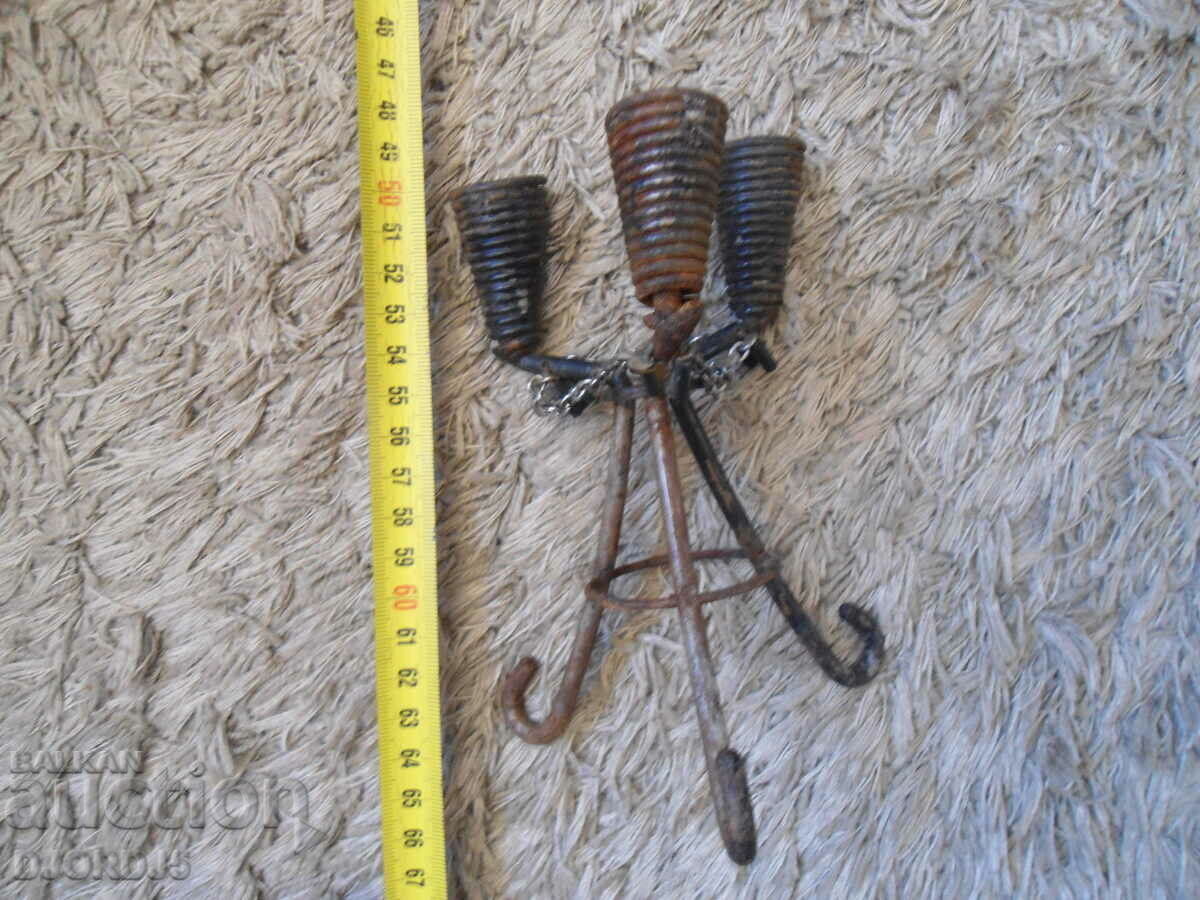 Стар кован свещник - 6 Стар кован свещник - 6