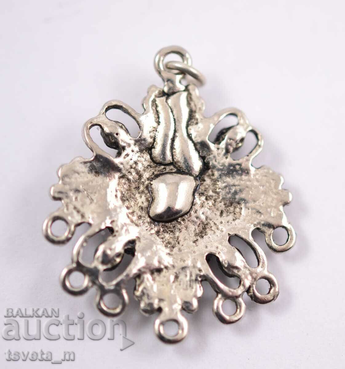 Medallion, pendant with price 4.00 BGN | € 2.05 Medallion, pendant with price 4.00 BGN | € 2.05