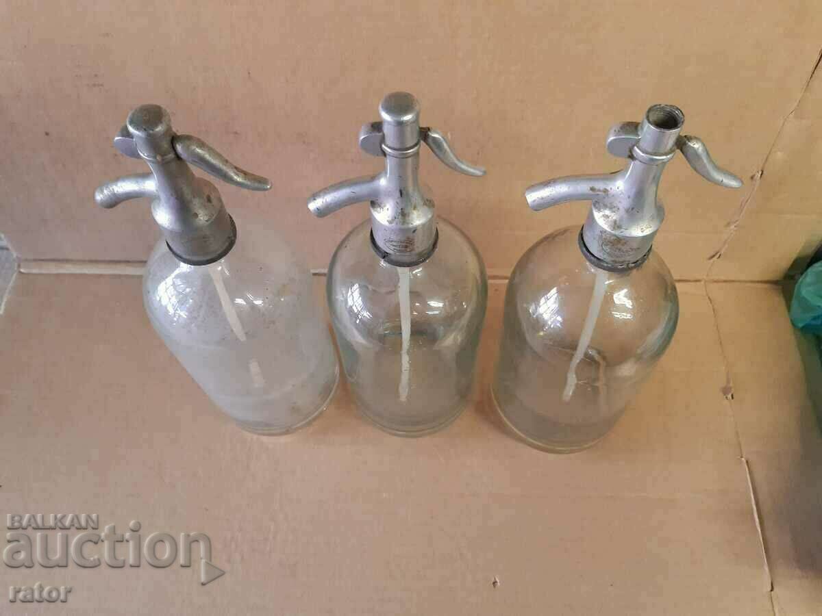 Old glass siphon for carbonated water - Ruse. Siphons - 3 pieces - 6 Old glass siphon for carbonated water - Ruse. Siphons - 3 pieces - 6