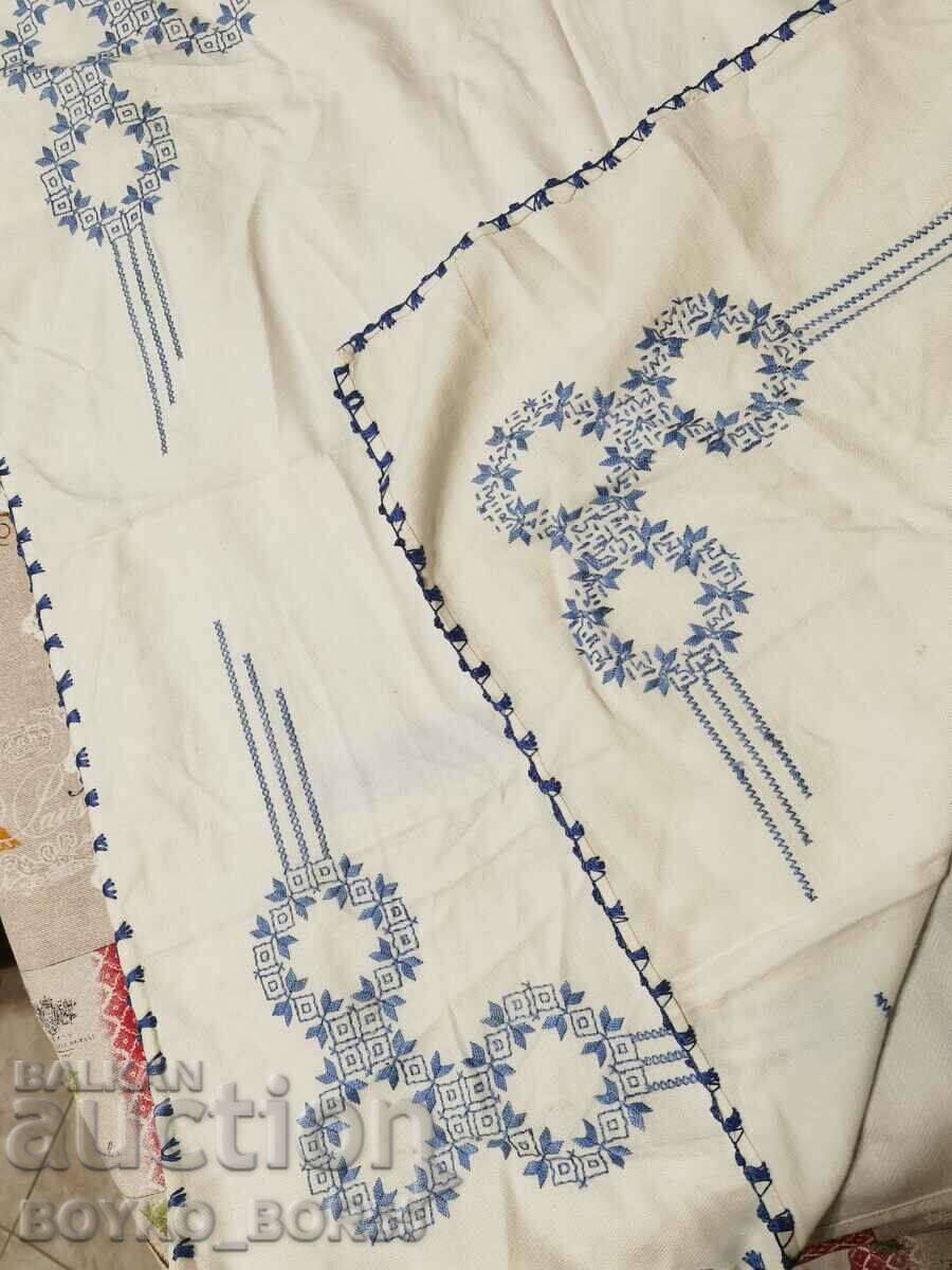 Auction ANTIQUE COVER STRAW EMBROIDERY SHEVITSA 79/72 cm. Auction ANTIQUE COVER STRAW EMBROIDERY SHEVITSA 79/72 cm.