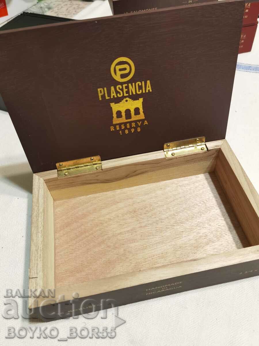 Box of Branded Nicaraguan Cigars Collection with price 29.00 BGN | € 14.83 Box of Branded Nicaraguan Cigars Collection with price 29.00 BGN | € 14.83