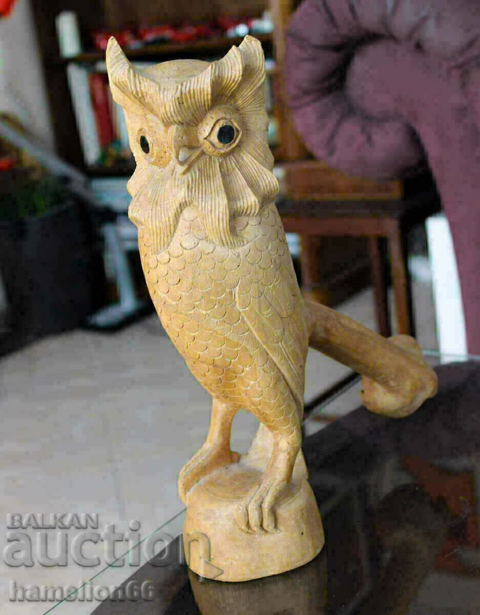 old woodcarving, sculpture, owl with price 51.00 BGN | € 26.08 old woodcarving, sculpture, owl with price 51.00 BGN | € 26.08