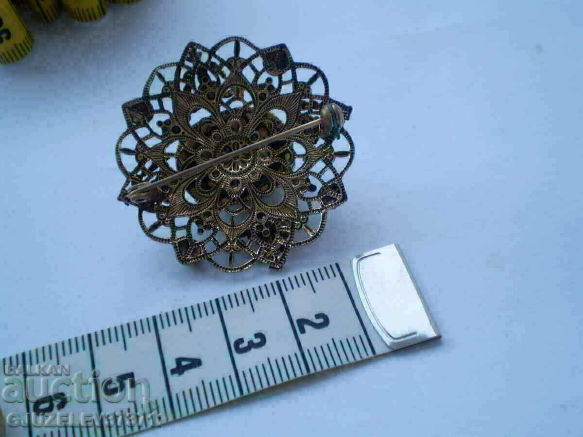 Elegant Antique Ladies' Brooch - 5 Elegant Antique Ladies' Brooch - 5