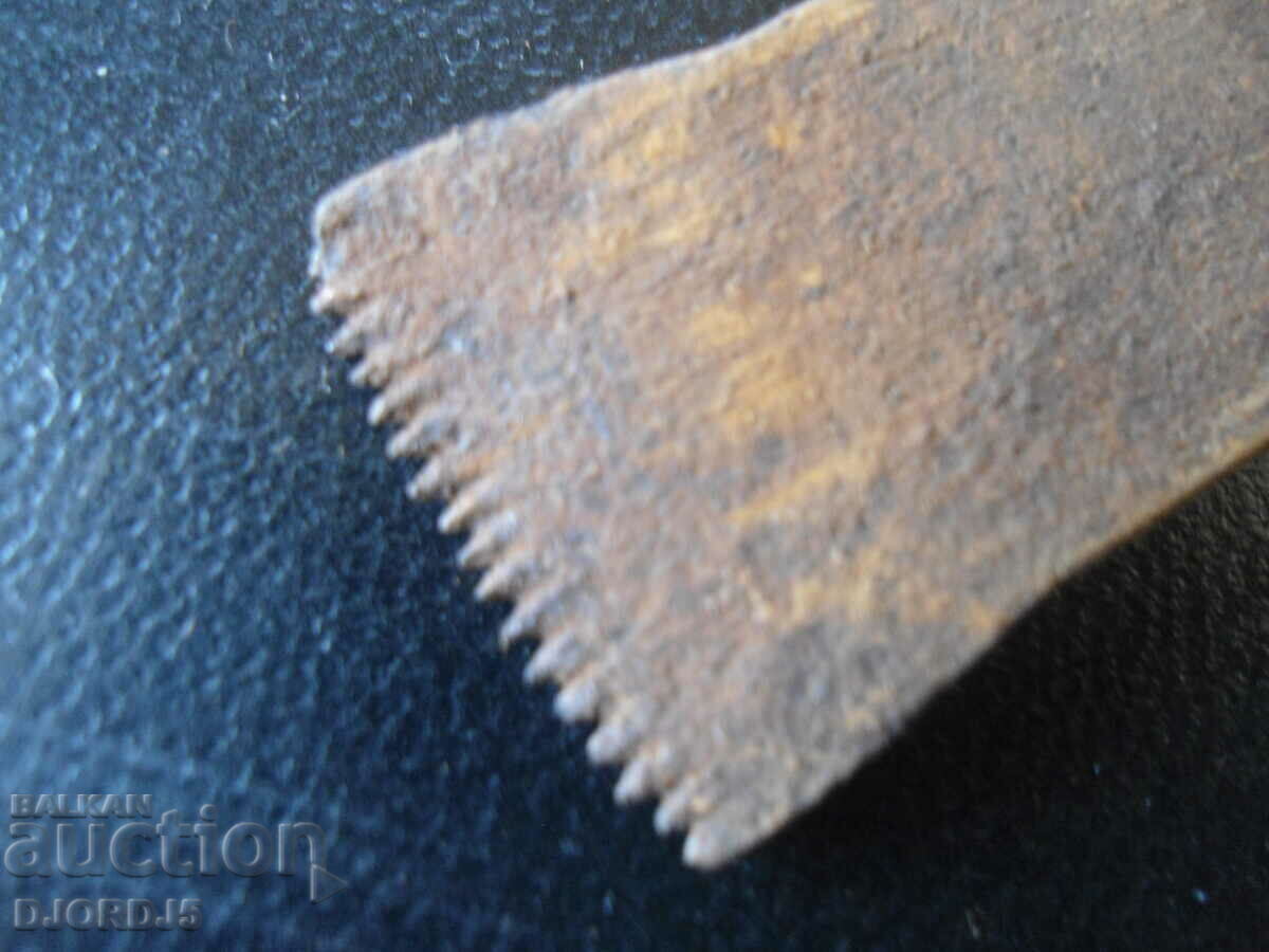 Delivery of Old tool, loom Delivery of Old tool, loom