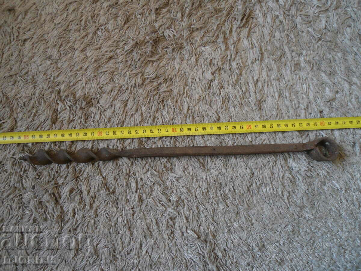 Παράδοση Παλιά τρυπάνι, τσιπς Παράδοση Παλιά τρυπάνι, τσιπς